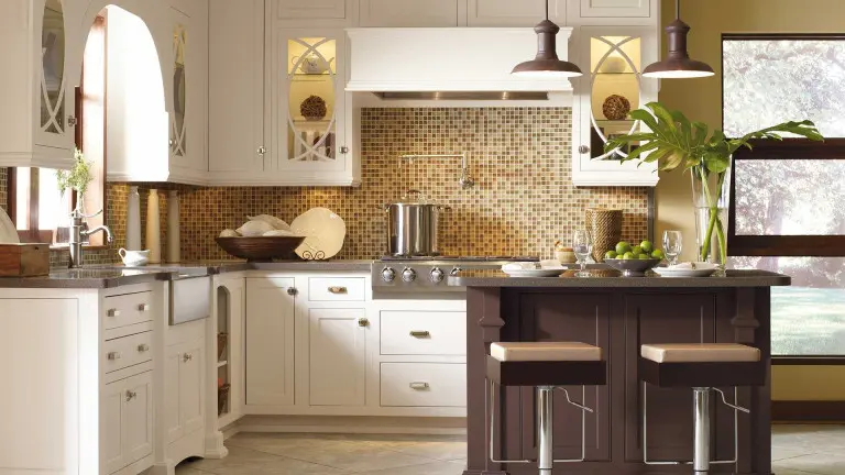 Wood bowl accents