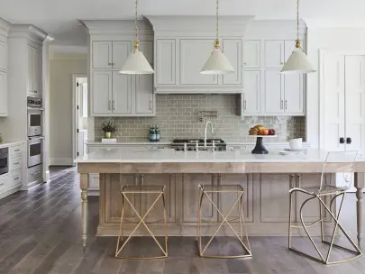 How To Choose a Cabinet Finish