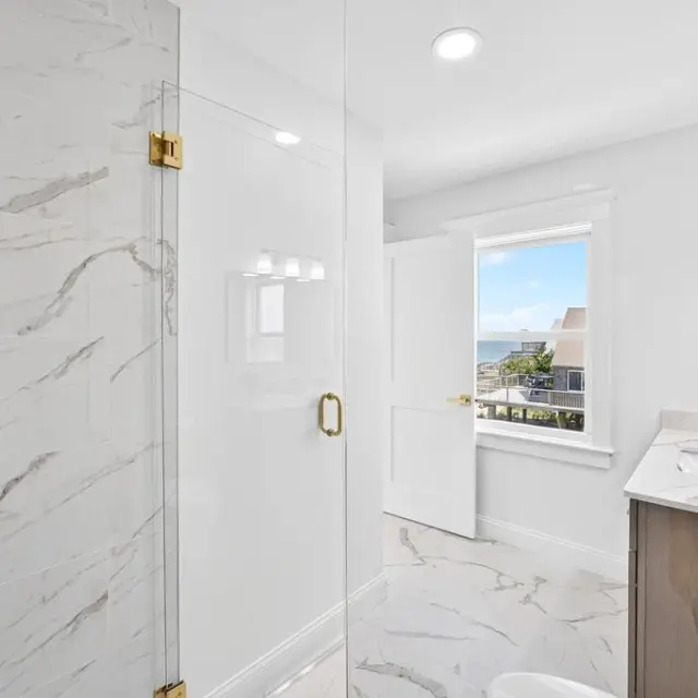 100 salt marsh rd bathroom 003
